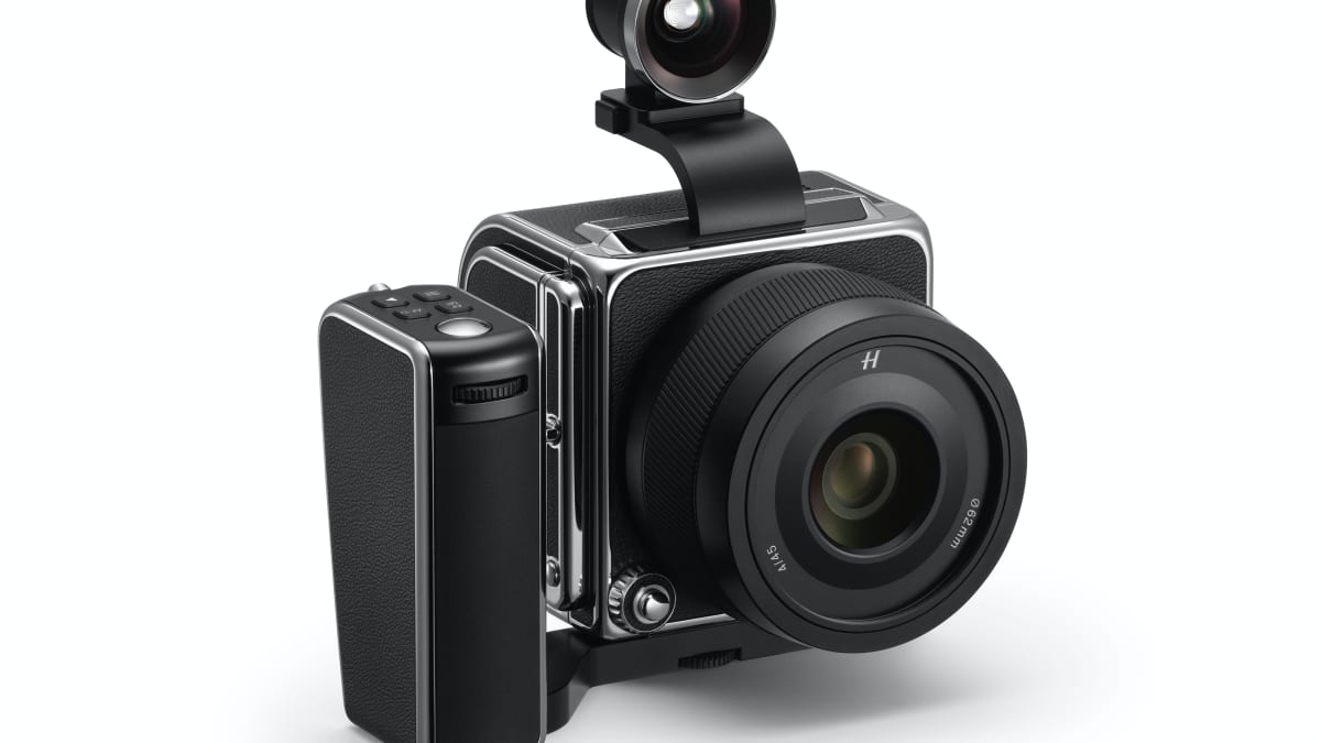 Hasselblad releases its retro-inspired 907X 50C - Acquire