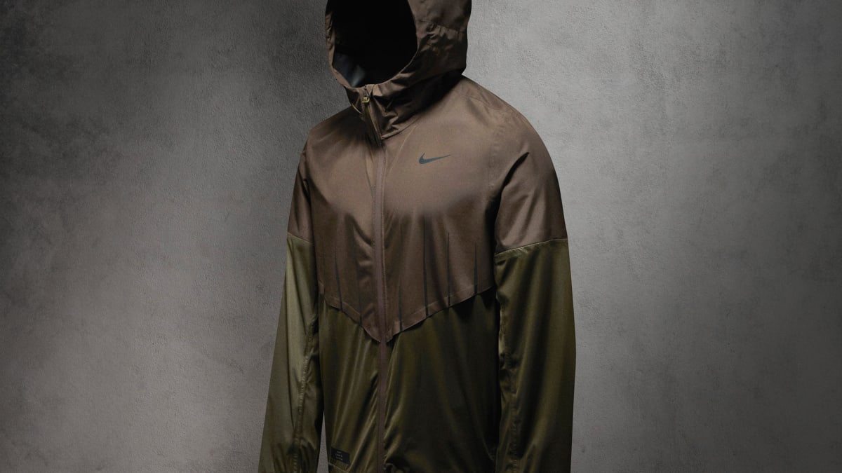 Nike s Aerogami running jacket features moisture reactive vents