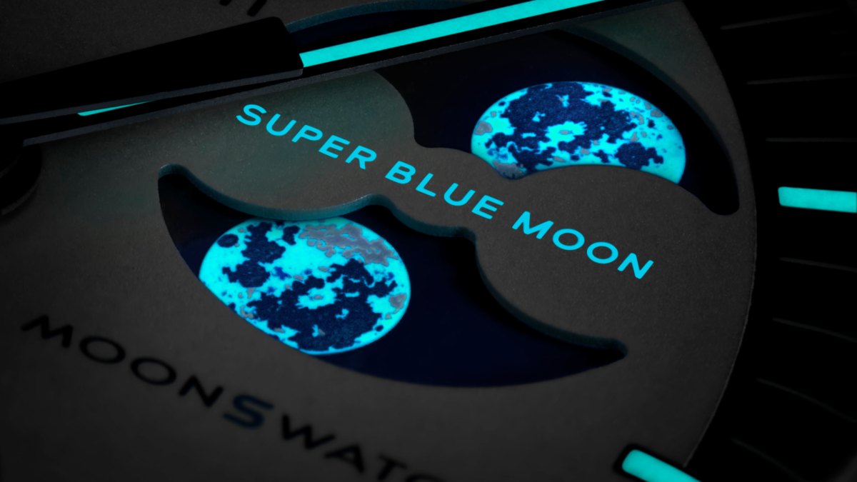 swatch-moonswatch-super-blue-