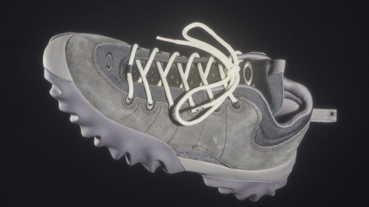 Oakley nail shoes shop