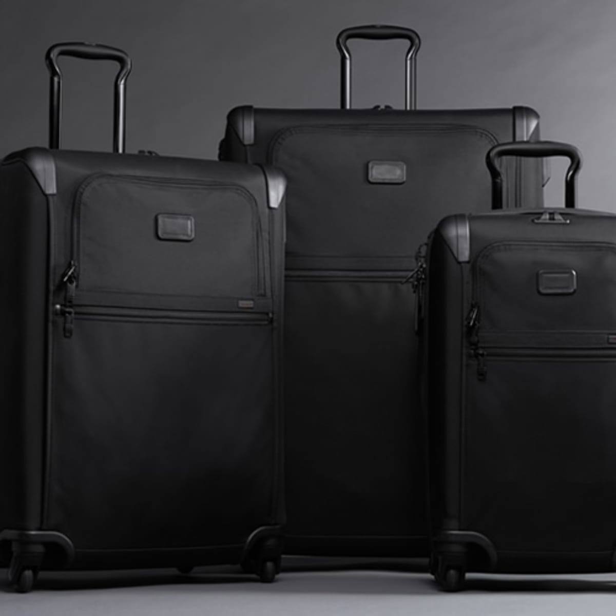 tumi alpha 2 suitcase