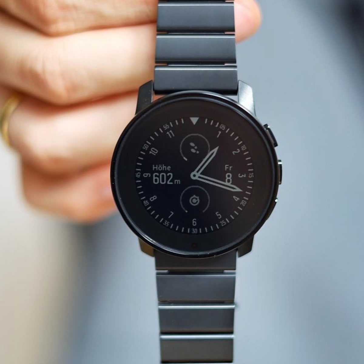 Suunto releases a new version of the Suunto 9 Peak in blacked-out 