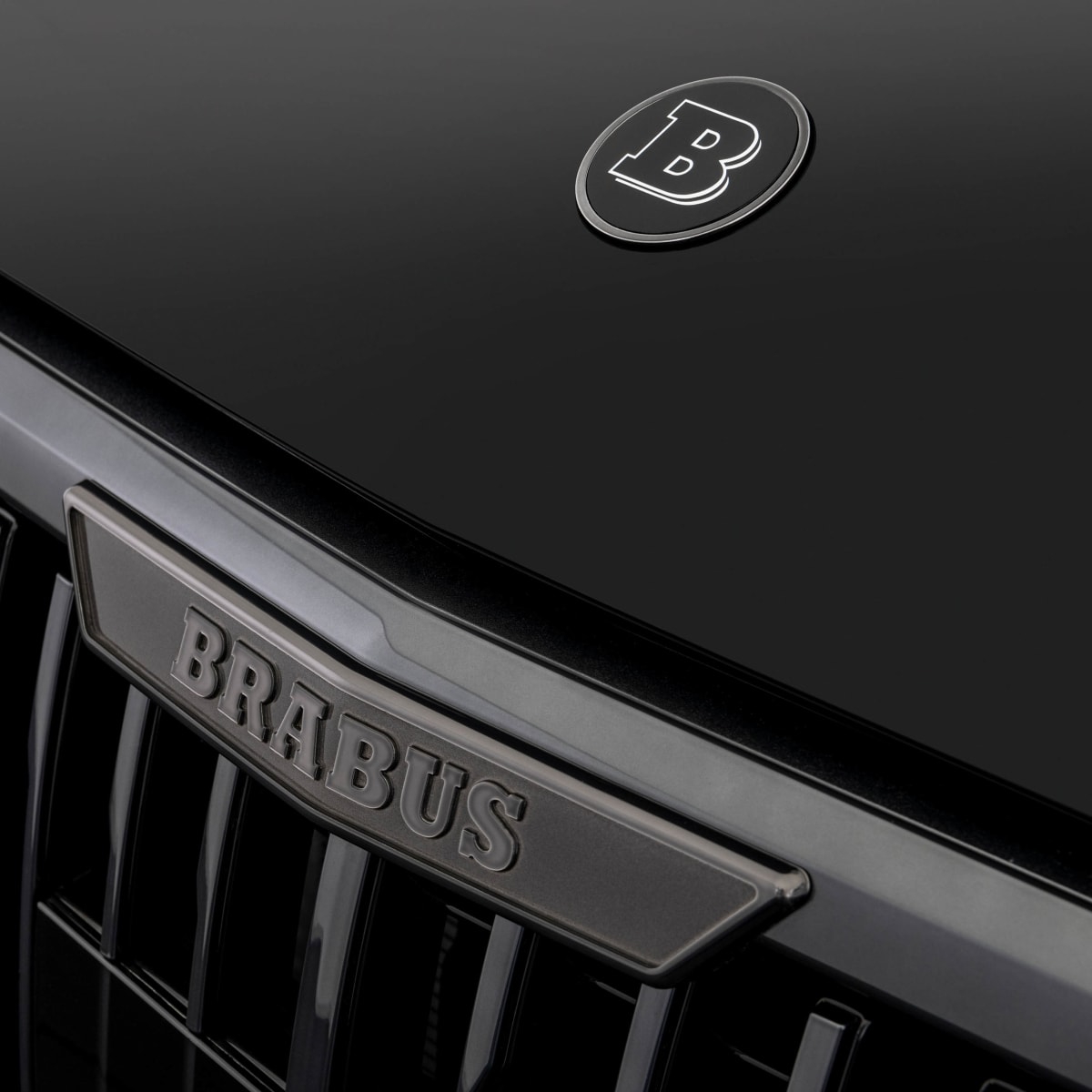 Brabus Turns the Mercedes-Maybach GLS 600 SUV Into a 900 HP Beast