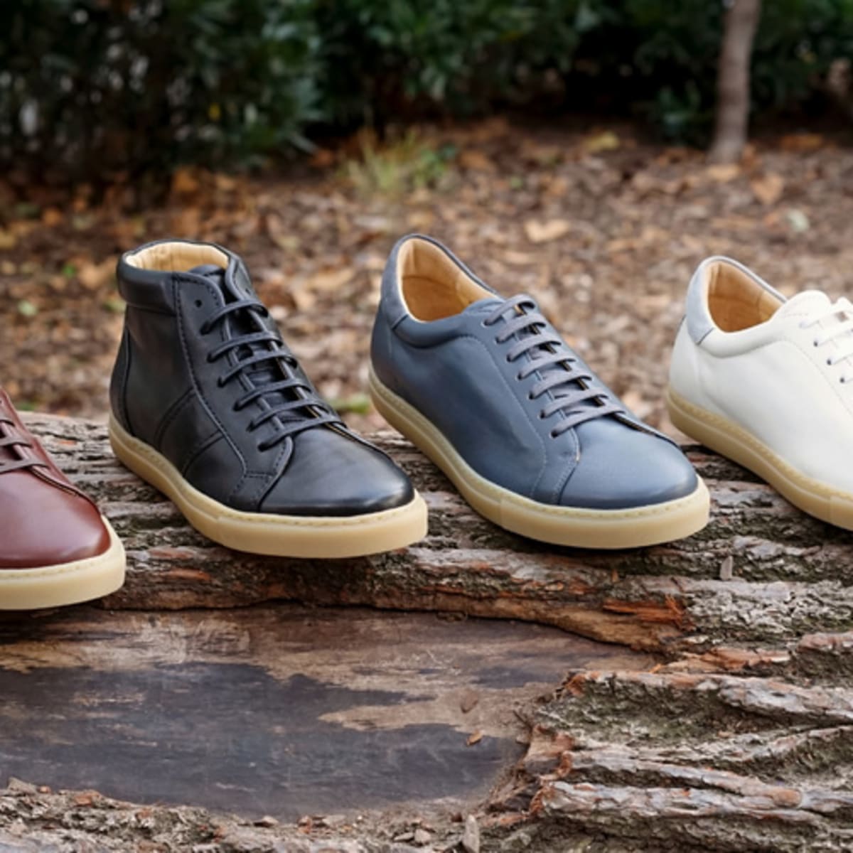 Epaulet tennis trainer 2025