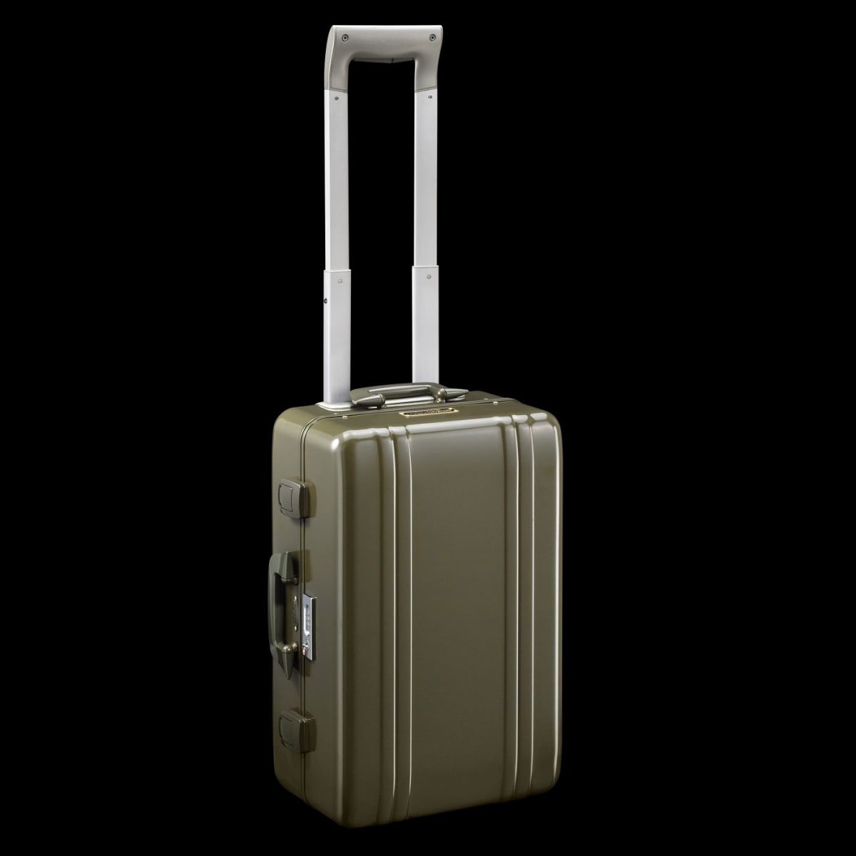 Zero Halliburton goes retro with a limited edition suitcase inspired by their mid century designs Acquire