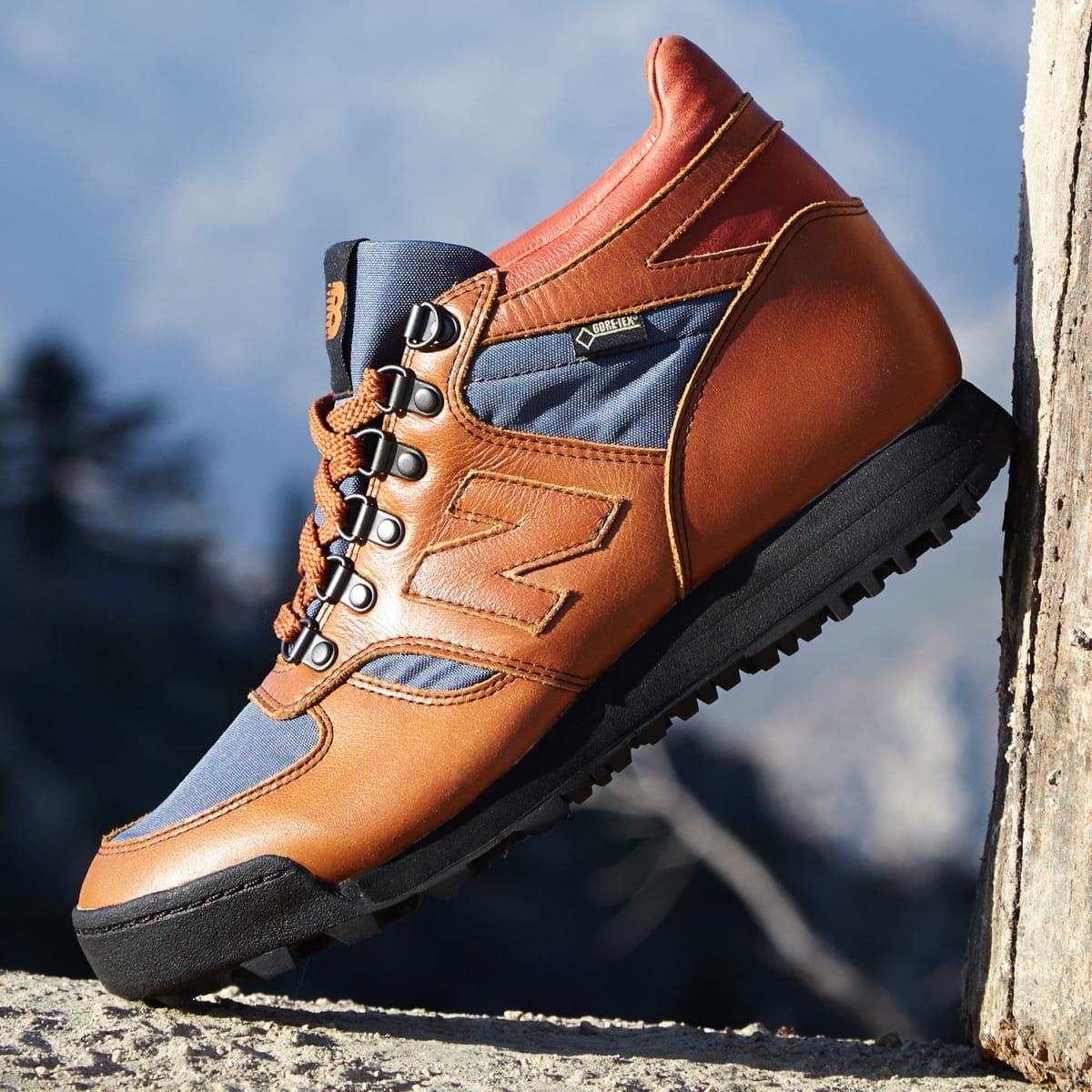 New balance boot sneaker store