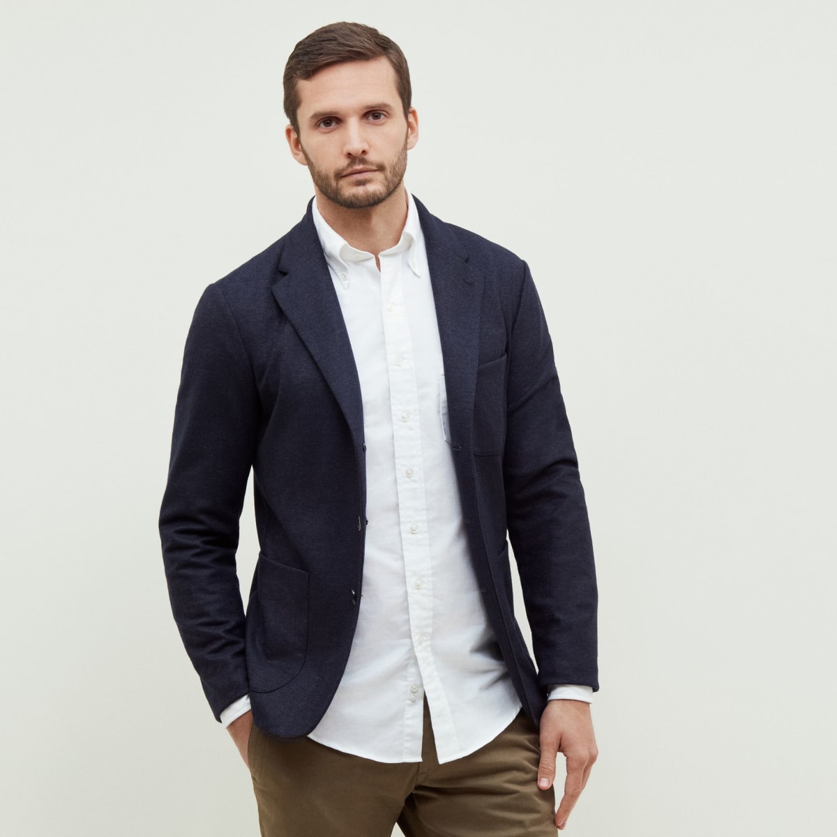 Monocle and Barena create the perfect blazer for the traveling professional Acquire