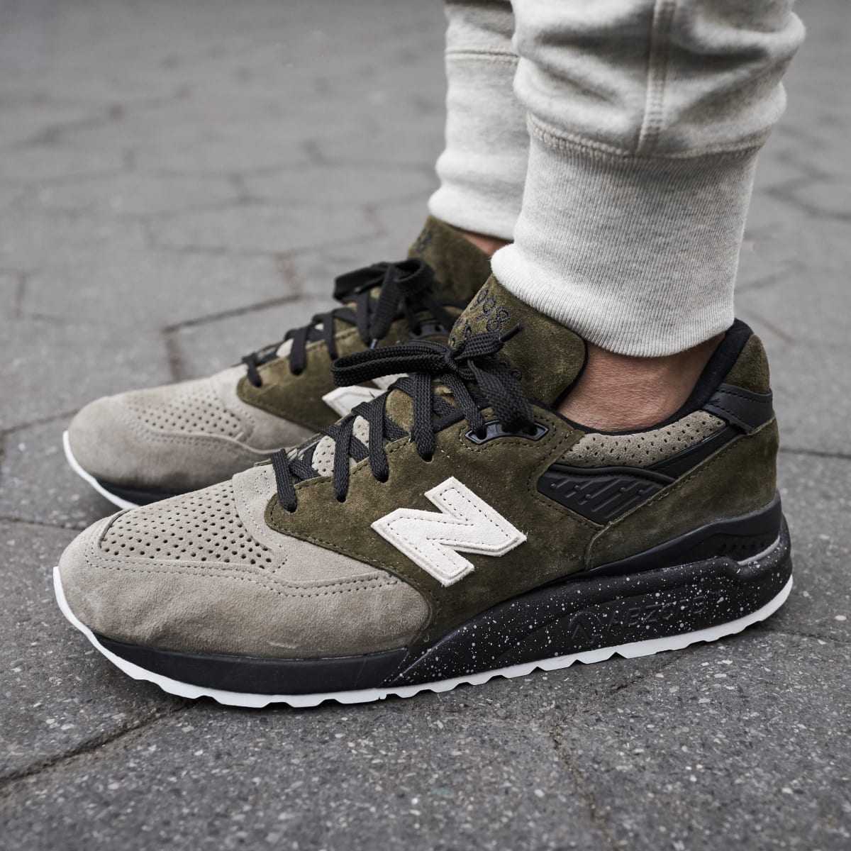 New top balance speckled