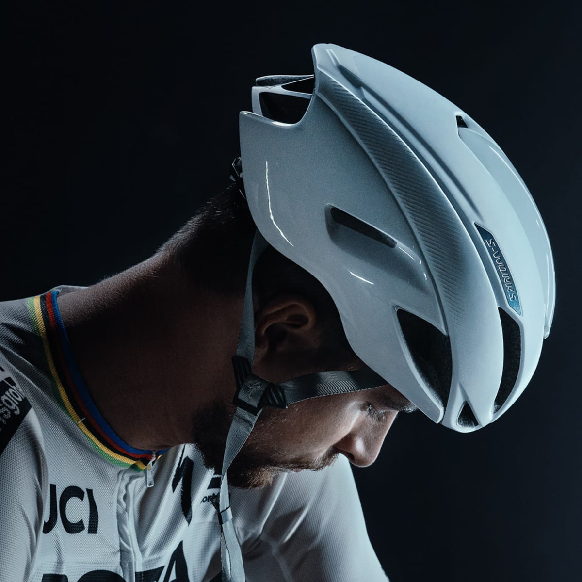 Specialized helmets evade outlet
