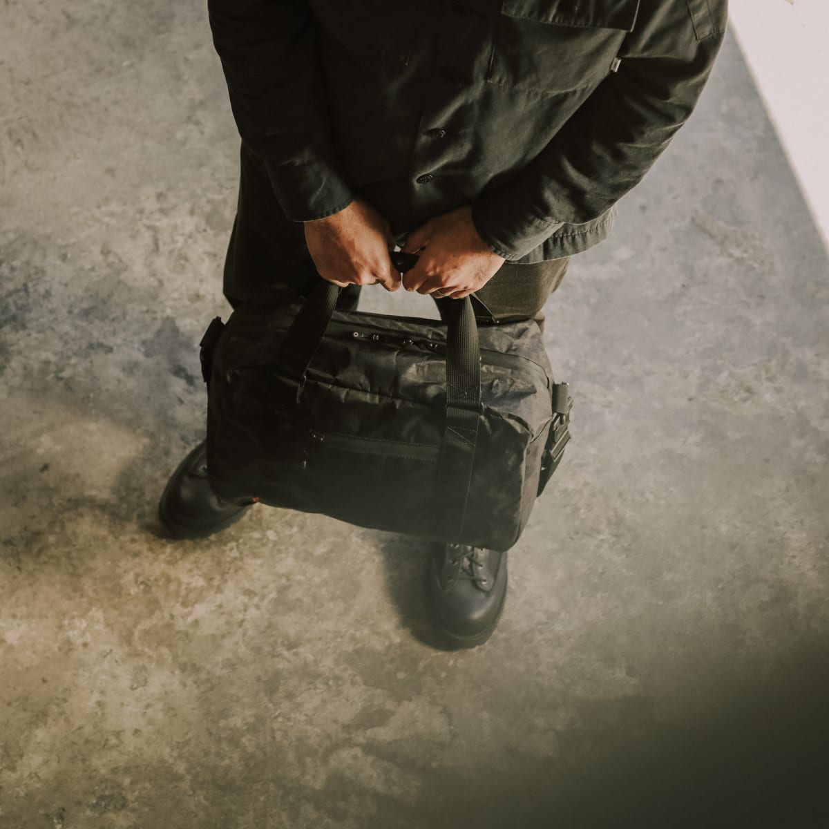 Dsptch tote outlet