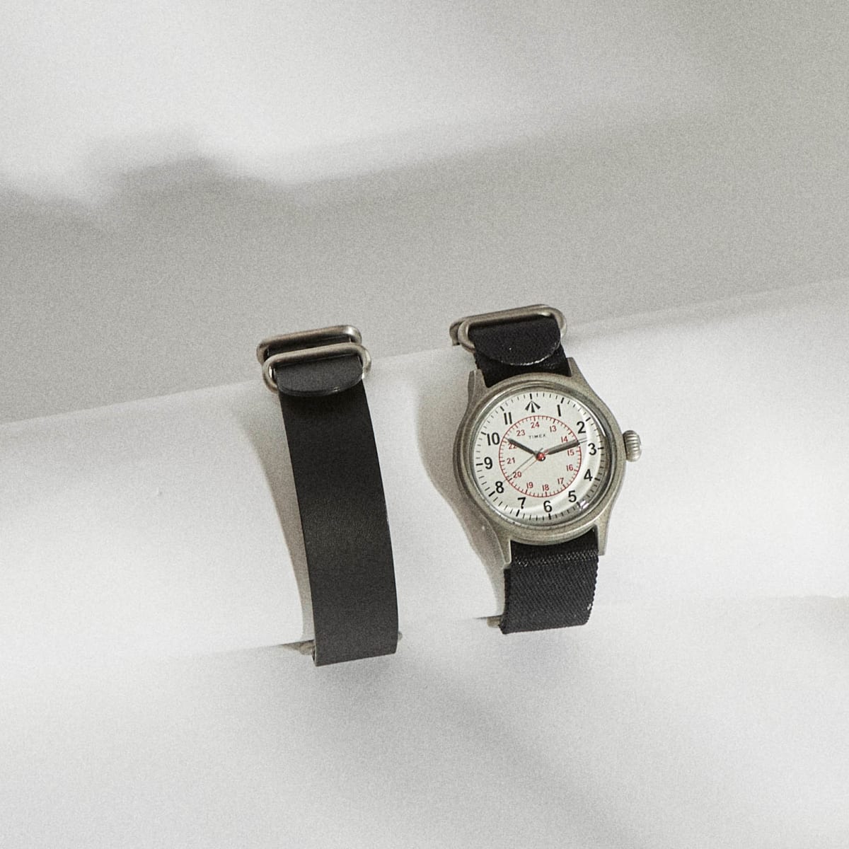 Nigel cabourn x timex store