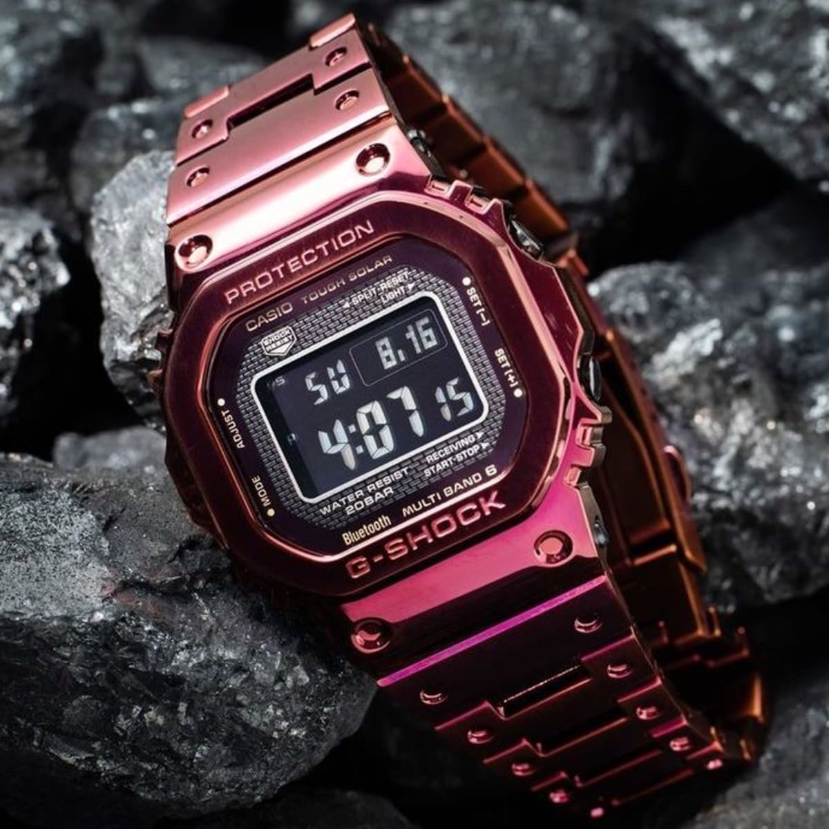 G Shock reveals a new version of the Full Metal 5000 with a red