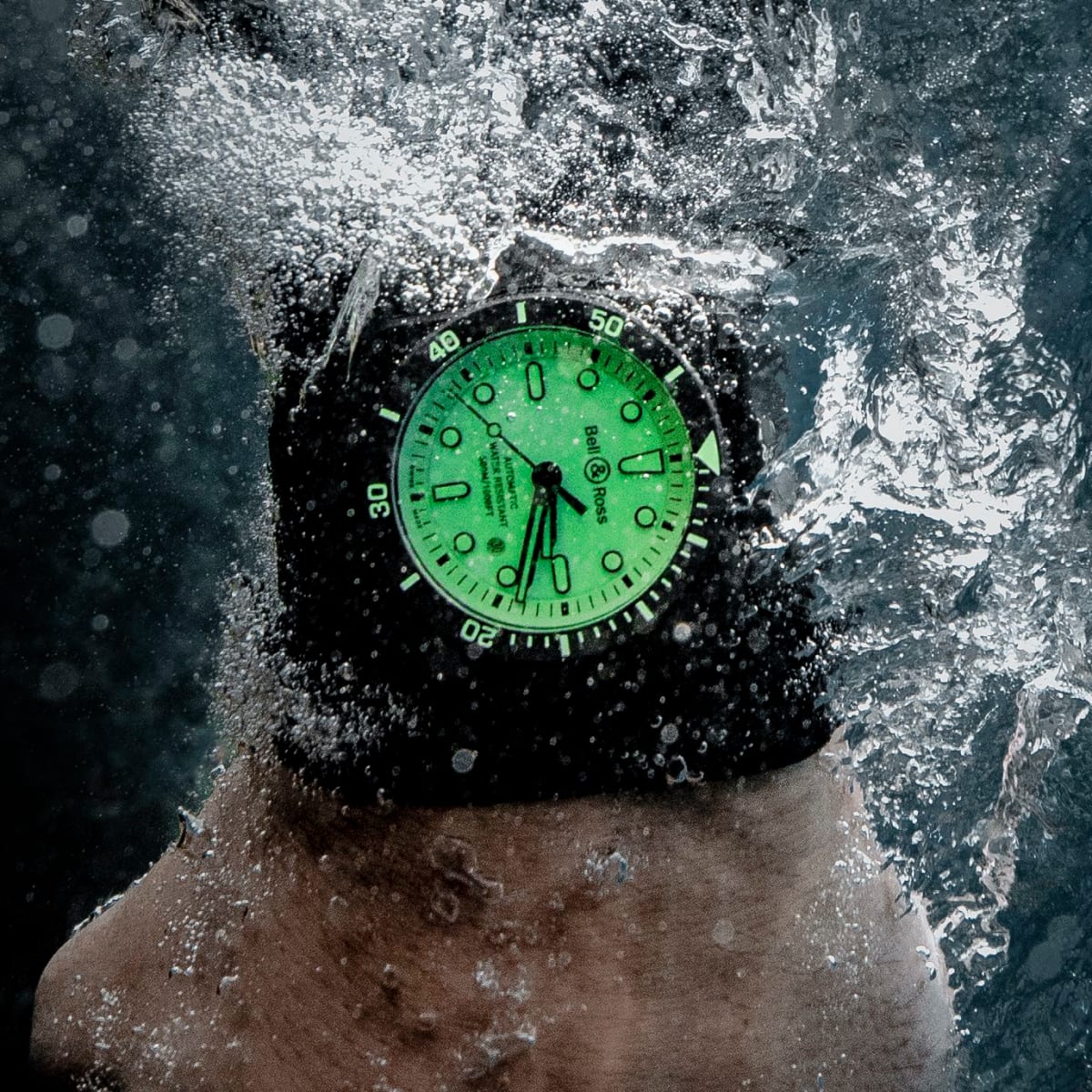 Bell & ross diver full lum top