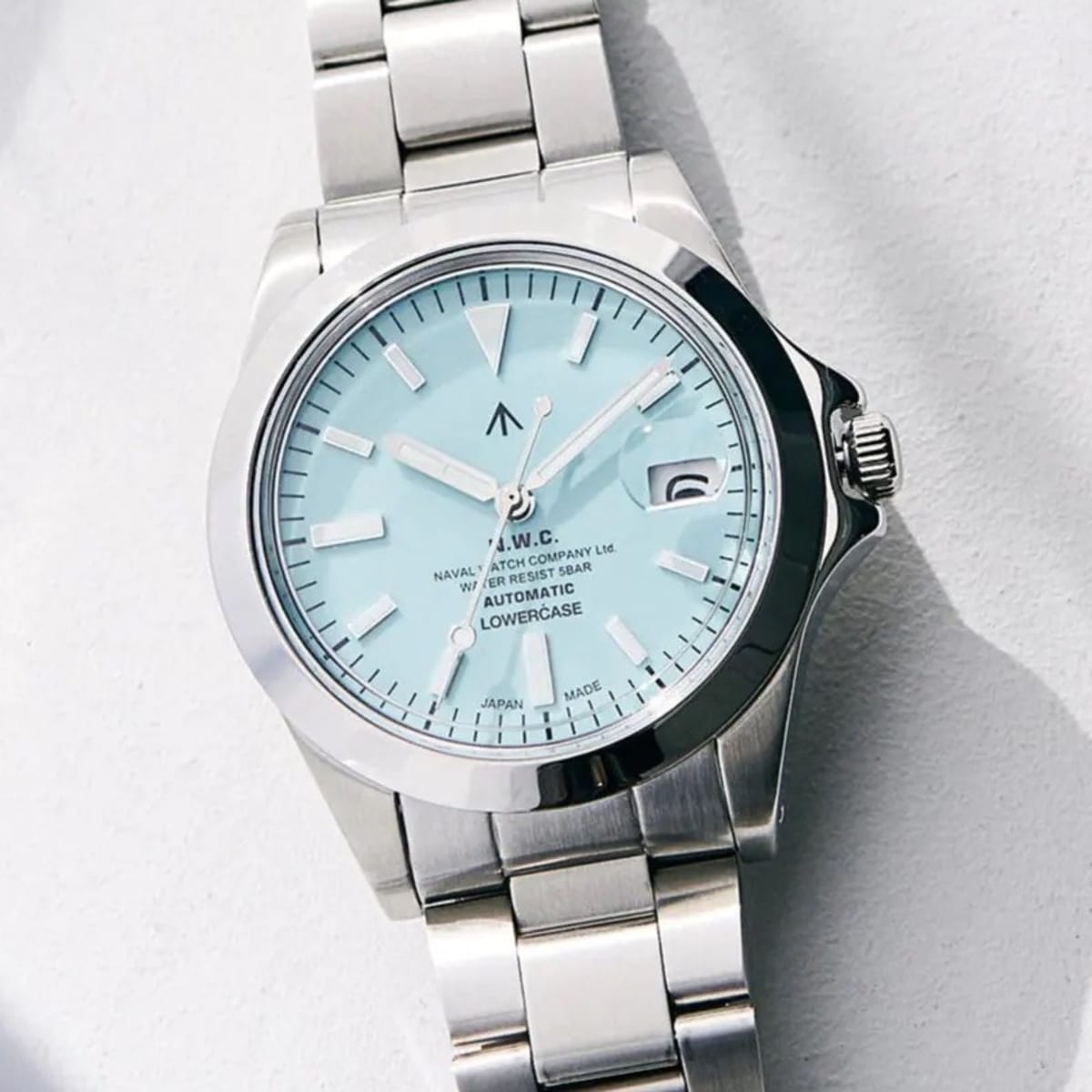 【人気沸騰】 collaboration their with trend turquoise the on jumps Watch Naval for Acquire - Edifice  時計