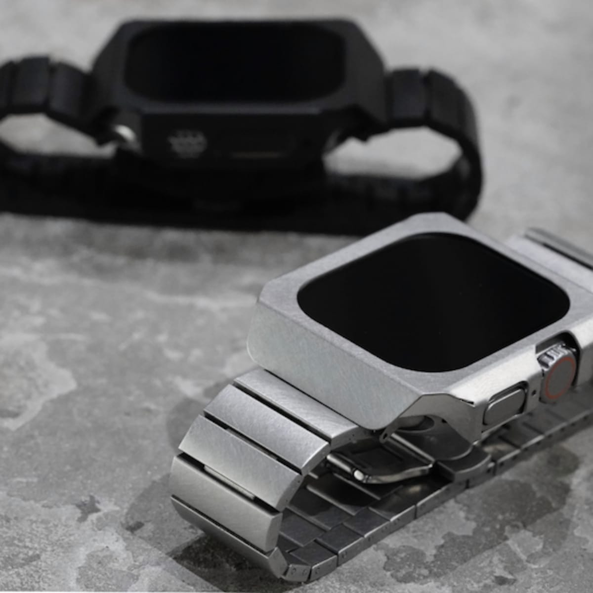 Claustrum releases the Persona frame and bracelet for the Apple