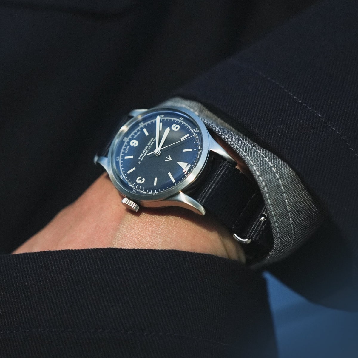 人気の team Company Watch Naval and York New Nepenthes up a on 時計