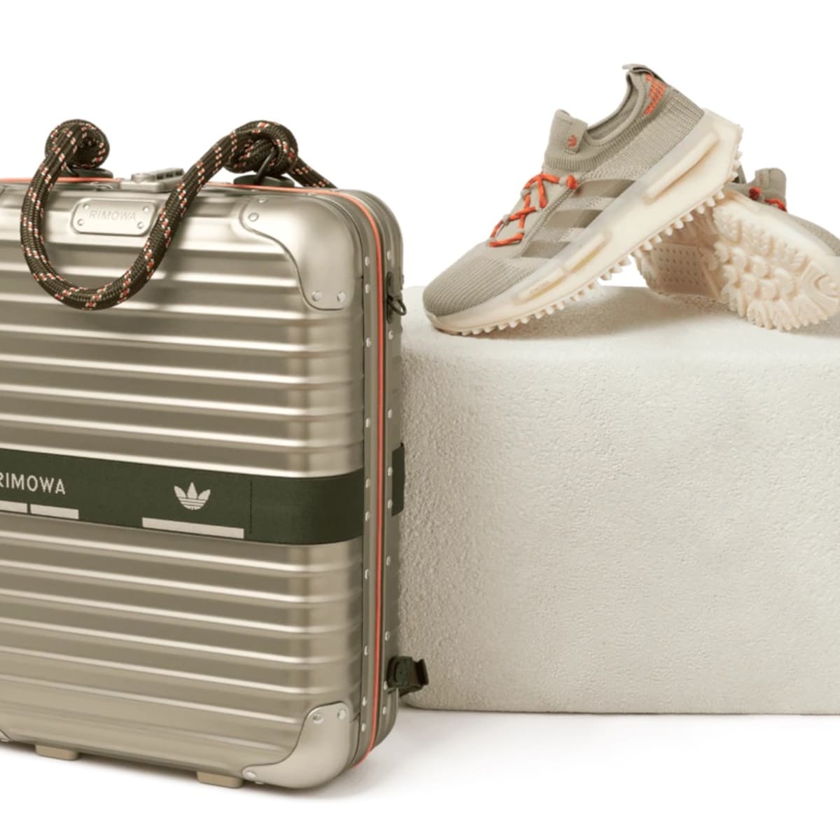 【あすつく】 Rimowa with collaboration edition limited its previews 旅行用品