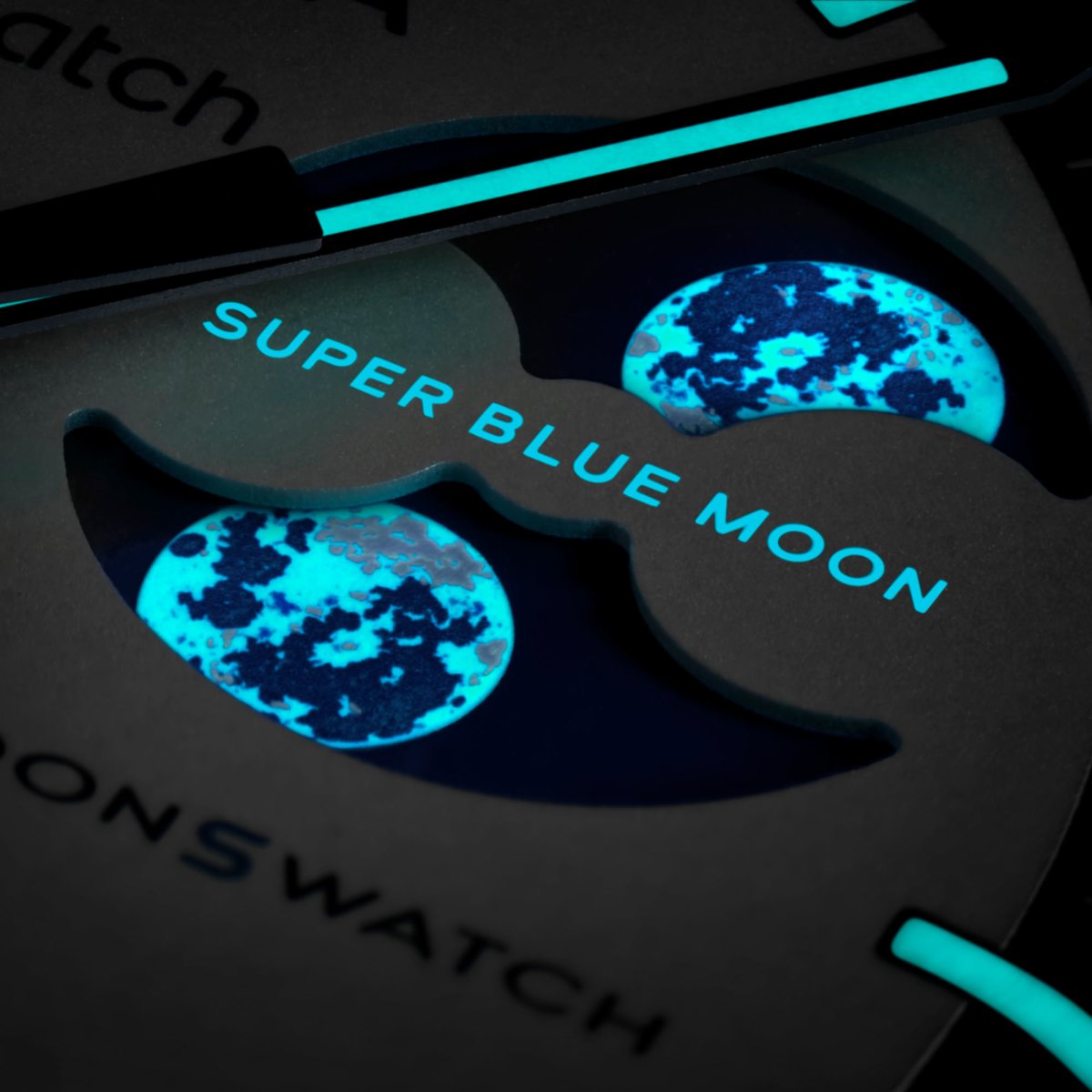swatch-moonswatch-super-blue-
