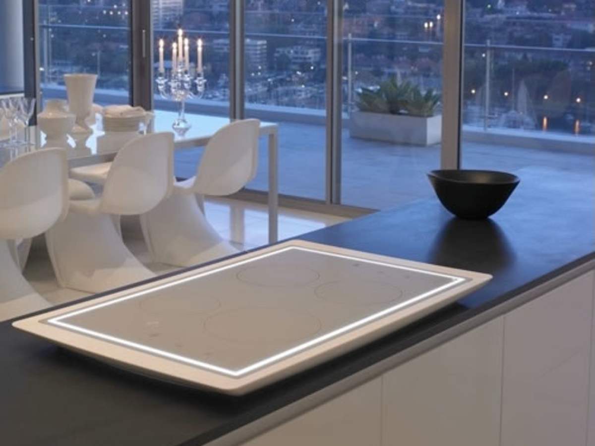 aurora illuminated induction cooktop electrolux