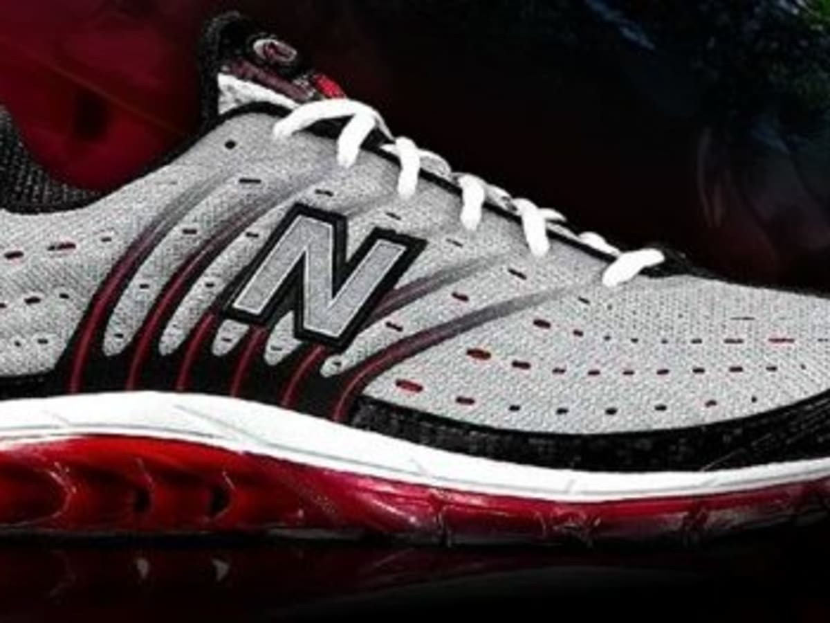 mens new balance zip 8505 running shoe