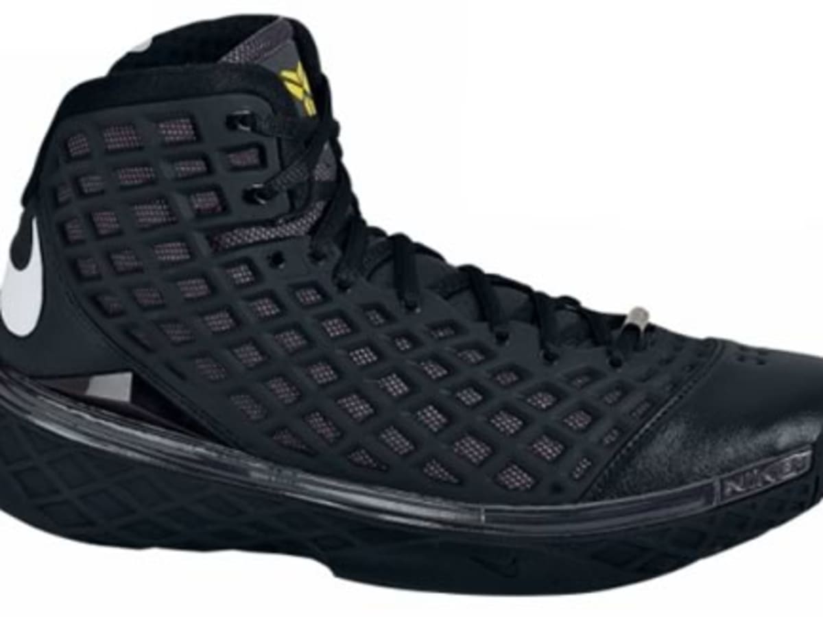 Kobe zoom 3 outlet