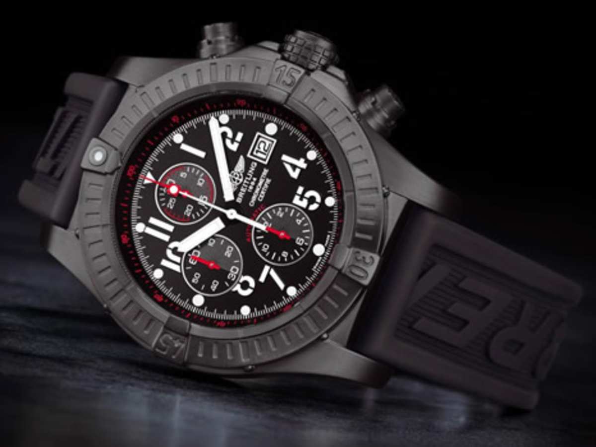 Breitling super avenger black steel top