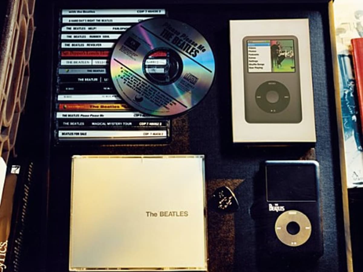 新しい到着 Beatles iPod Set - Acquire ポータブルプレーヤー
