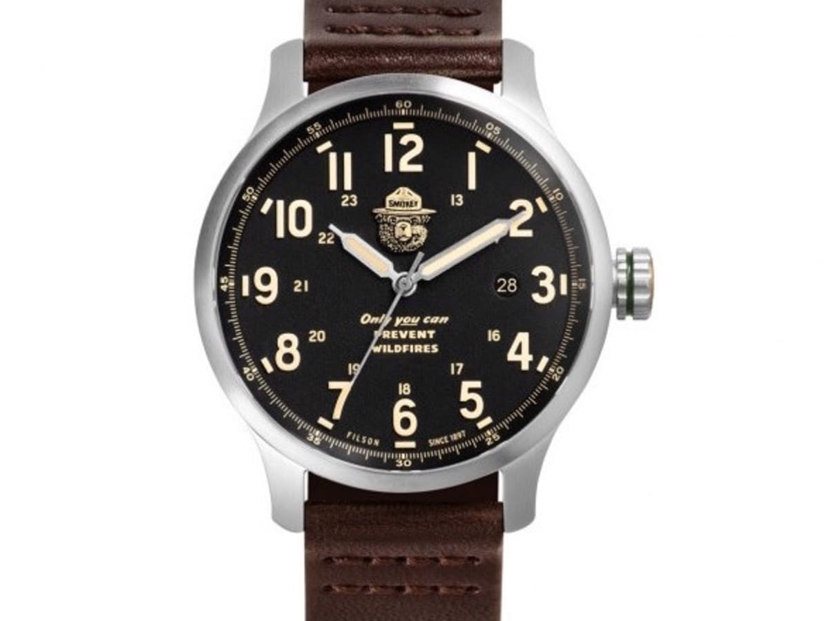 Shinola smokey 2025 bear watch
