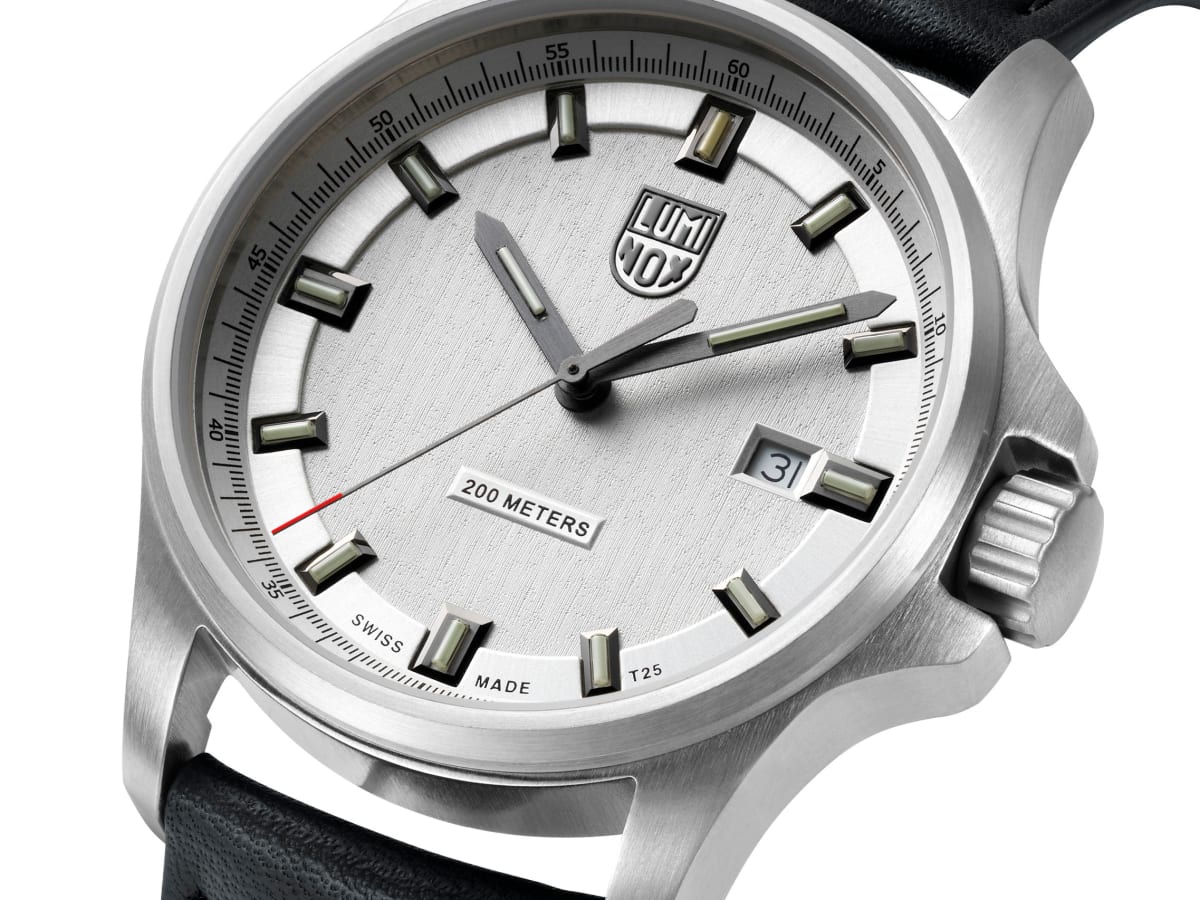 Luminox dress field 1839 top