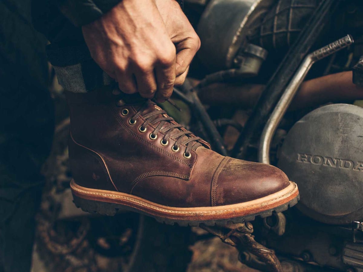 Moto boot taylor stitch discount