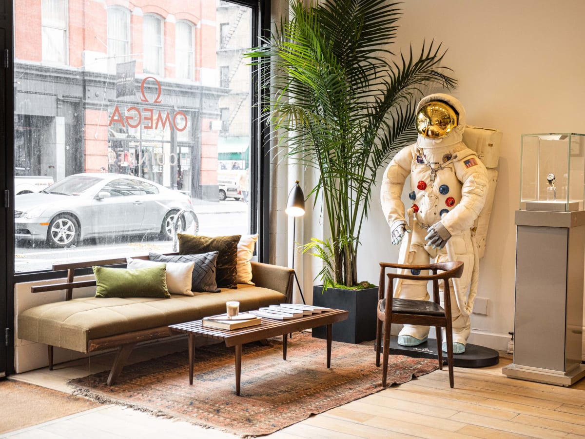 Hodinkee shop deals