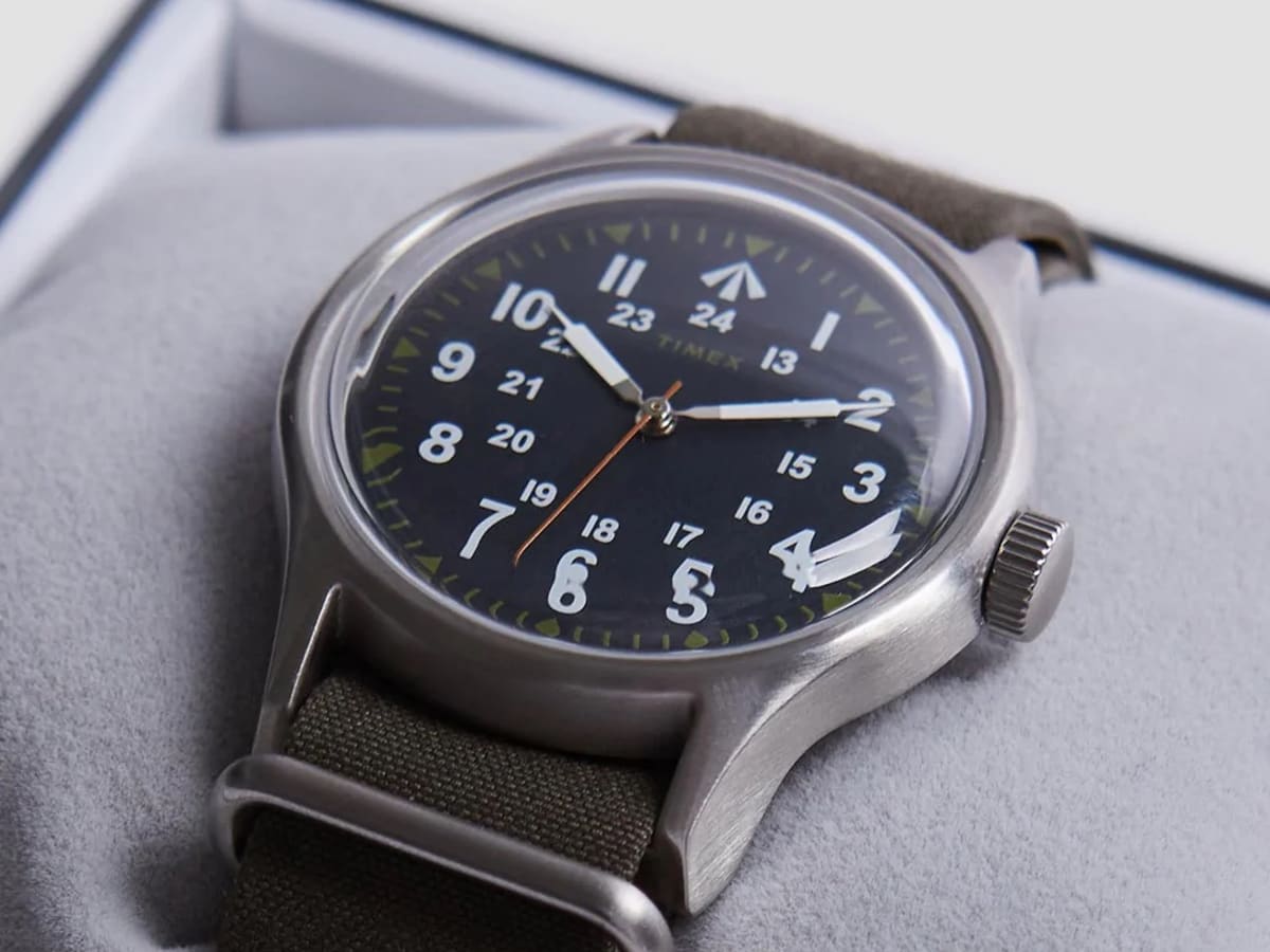 Nigel Cabourn reissues its first collaboration with Timex Acquire