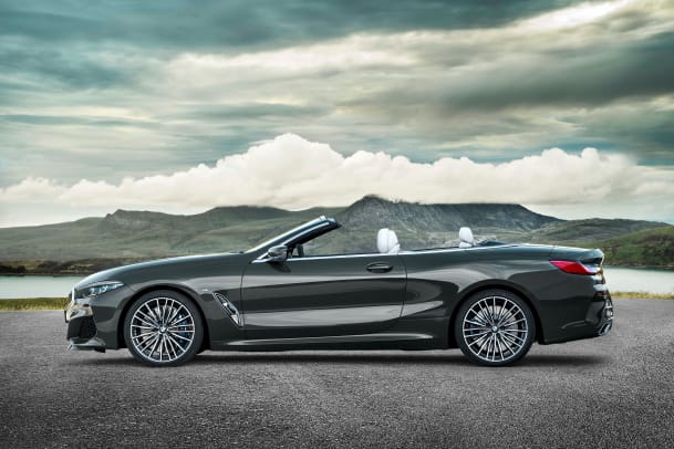 P90327643_highRes_the-new-bmw-8-series