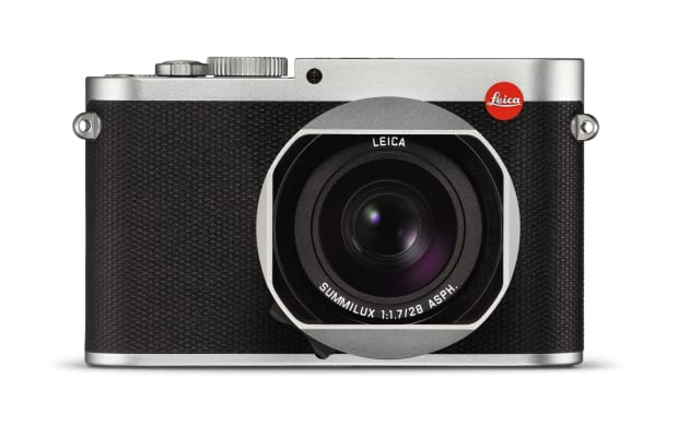 Leica Q silver_lens hood_front