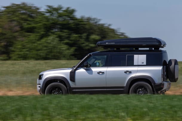 LAND ROVER AND AUTOHOME CREATE RUGGED ROOF TENT FOR NEW DEFENDER  (7)