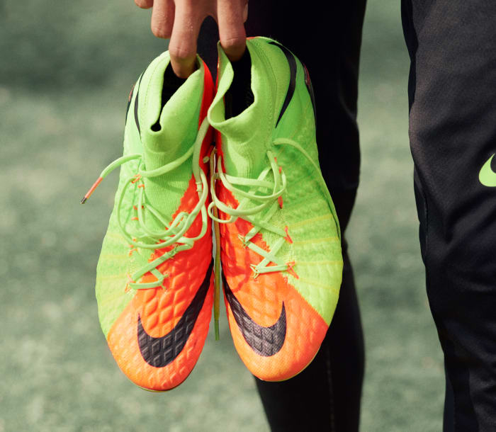hypervenom size 11.5