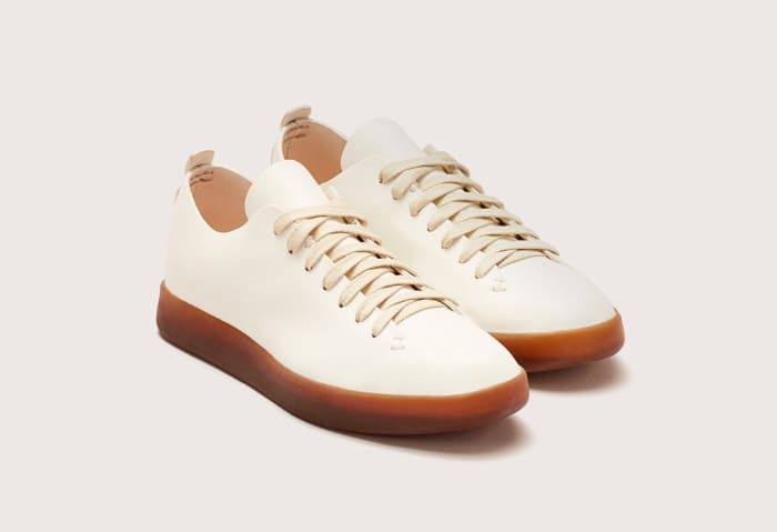 Feit updates its Hand Sewn Low with a natural latex outsole - Acquire