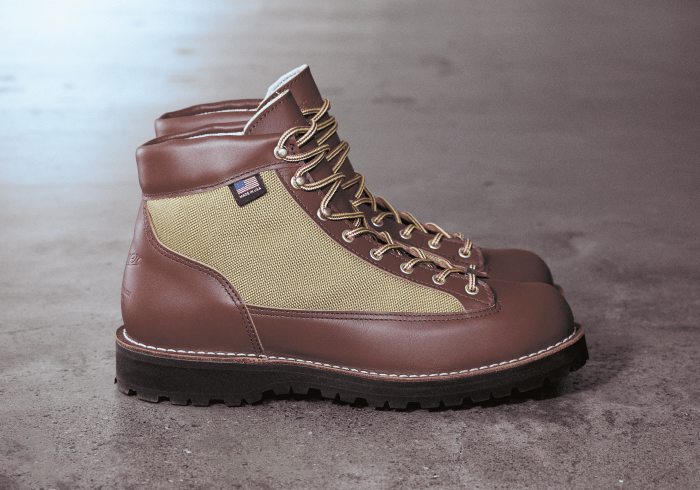 Link: Danner Light
