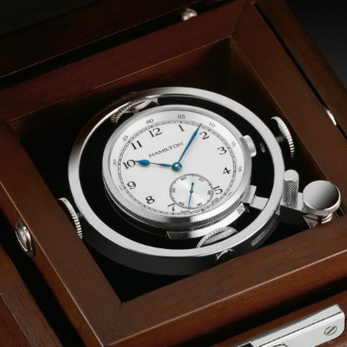 Hamilton Khaki Navy Pioneer Acquire