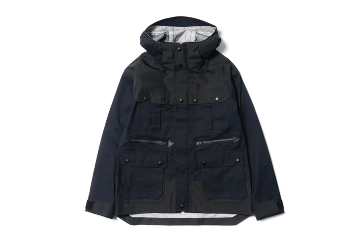 White Mountaineering BLK Luggage Mountain Parka - Acquire