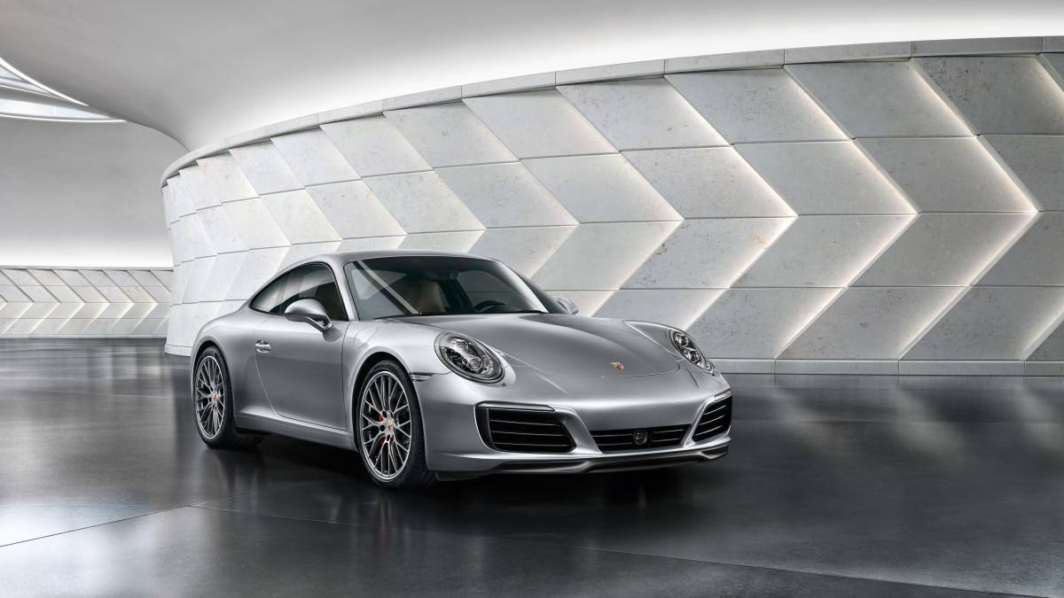 Photos: Porsche