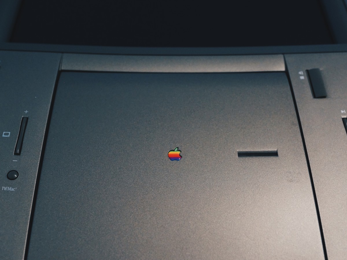 Museum Grade | The 20th Anniversary Macintosh - Acquire Museum Grade | The 20th Anniversary Macintosh - Acquire