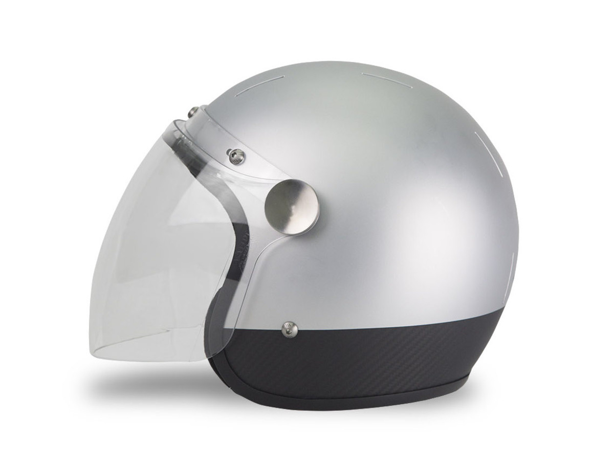 Vanguard teams up with Veldt for the perfect helmet for its futuristic motorcycle Acquire