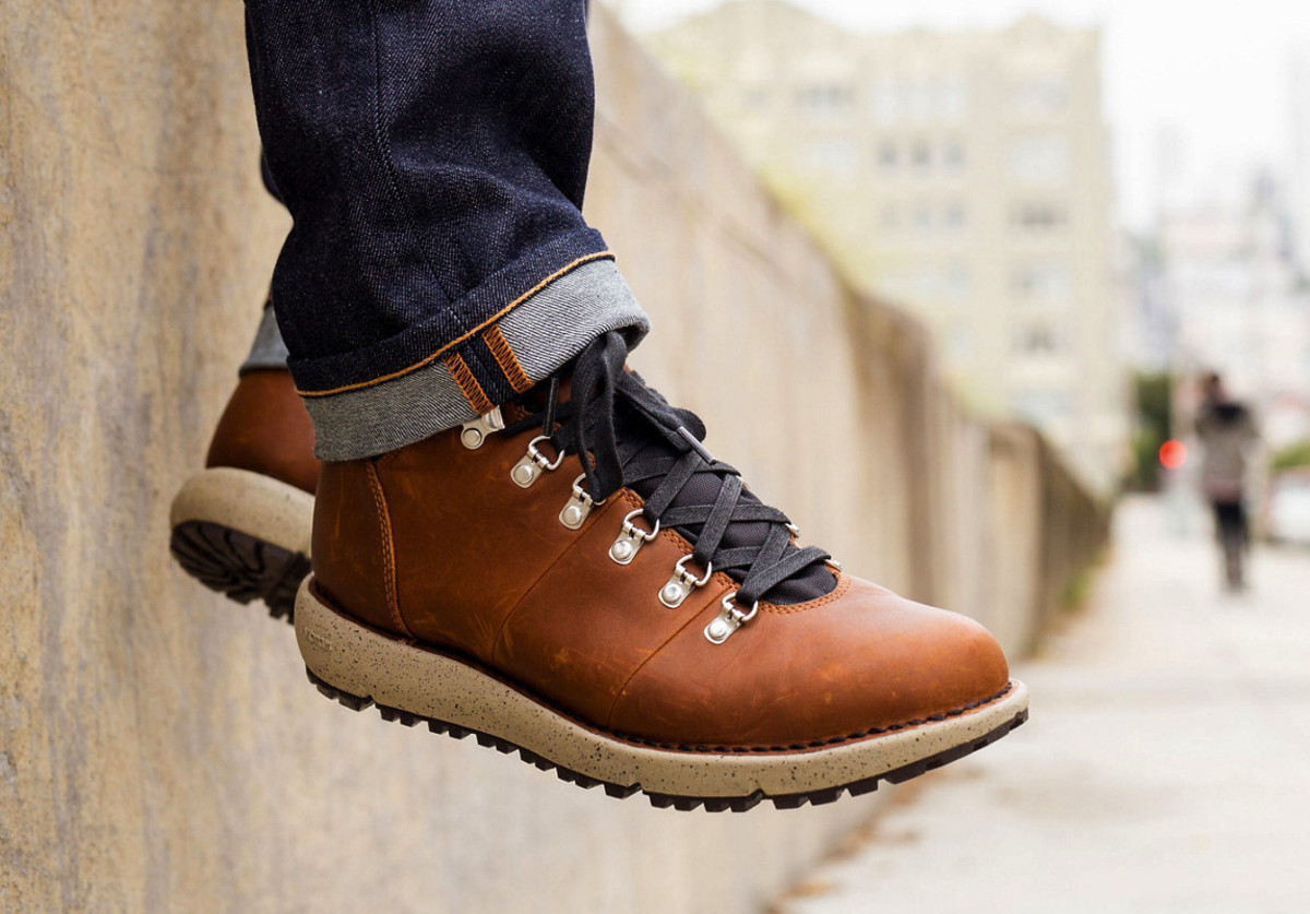 Danner hits the pavement with its new 917 Series Acquire
