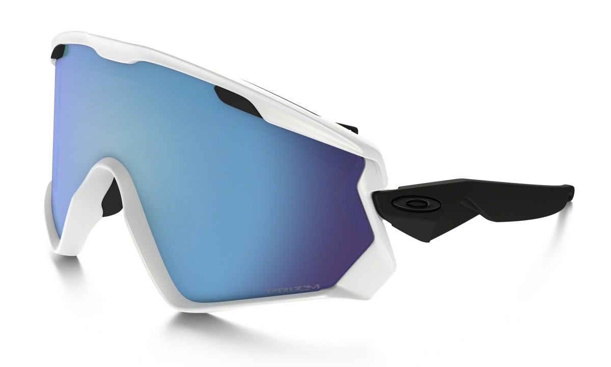 Oakley's new Wind Jacket combines a sunglass with a snow goggle Acquire