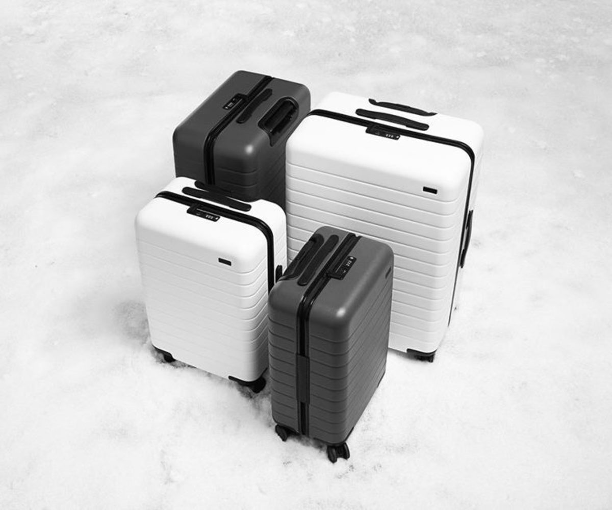 Away outlet asphalt luggage