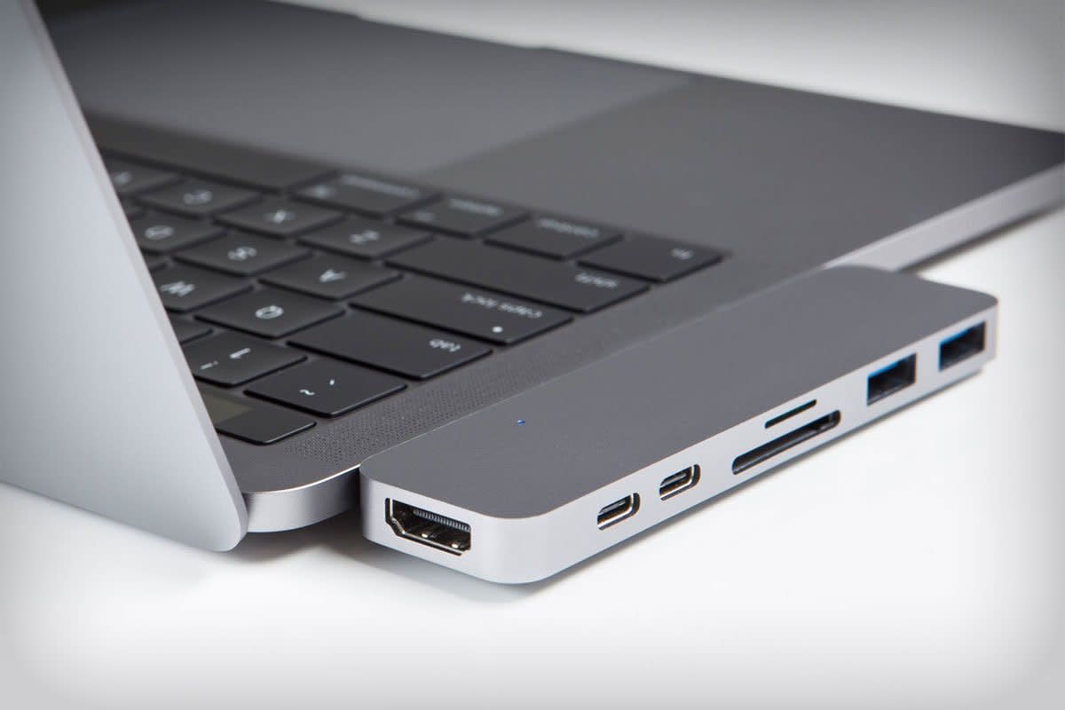 HyperDrive Hub  2016 MacBook Pro