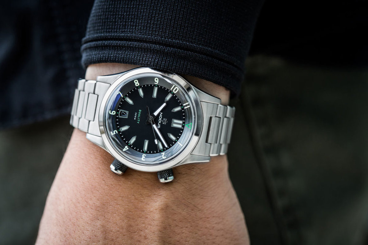 Nodus' Duality watch can be equipped with two bezel options - Acquire