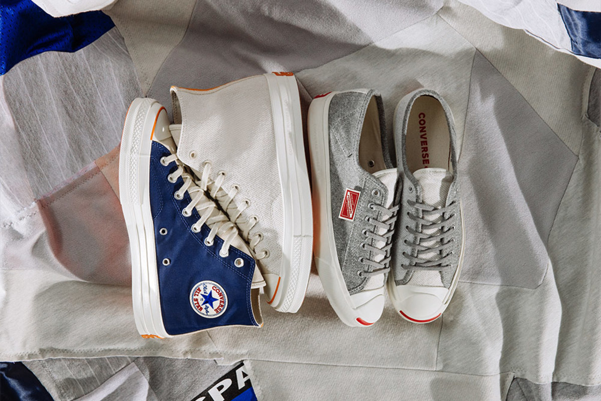 converse foot