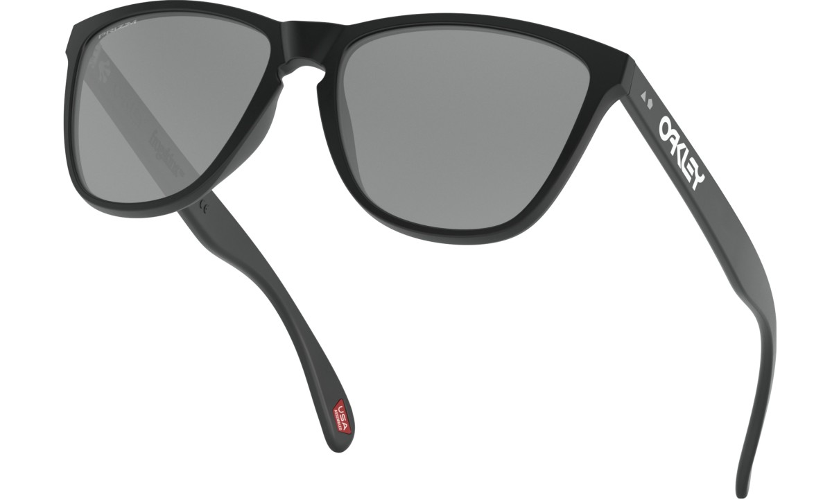 oakley matte black frogskins